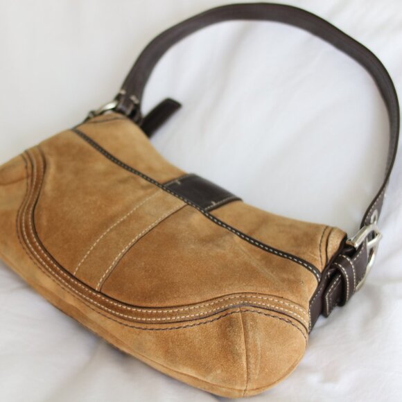 Vintage Coach Soho Suede - Picture 6 of 12